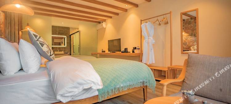 泸沽湖璞山云美女儿国度假酒店图片