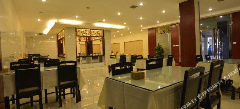 小天鹅酒店(武汉范湖地铁站汉口火车站店)图片