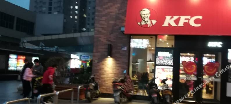 郑州星空太空舱青年旅社图片