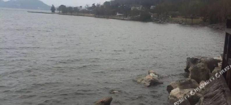 宁波小隐上水国际房车度假基地图片