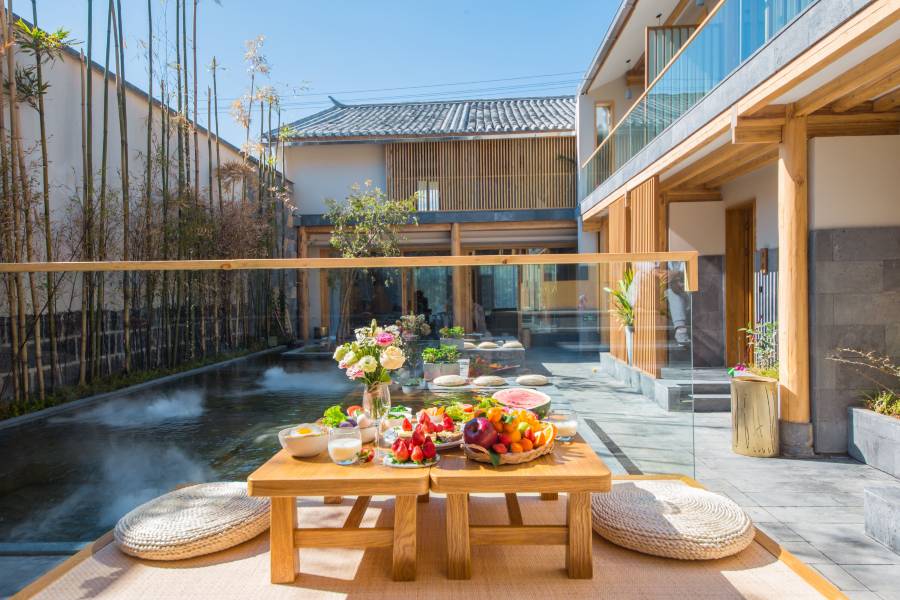 花築·雲邊温泉藝宿(騰衝和順古鎮店)