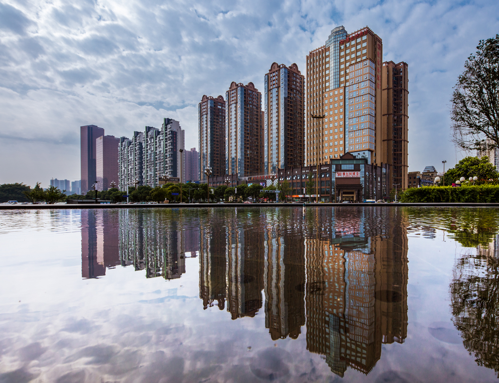 Vienna Hotel (Chengdu Pearl River Plaza)Over view