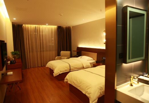 Qitai TianYi HotelHotel Overview