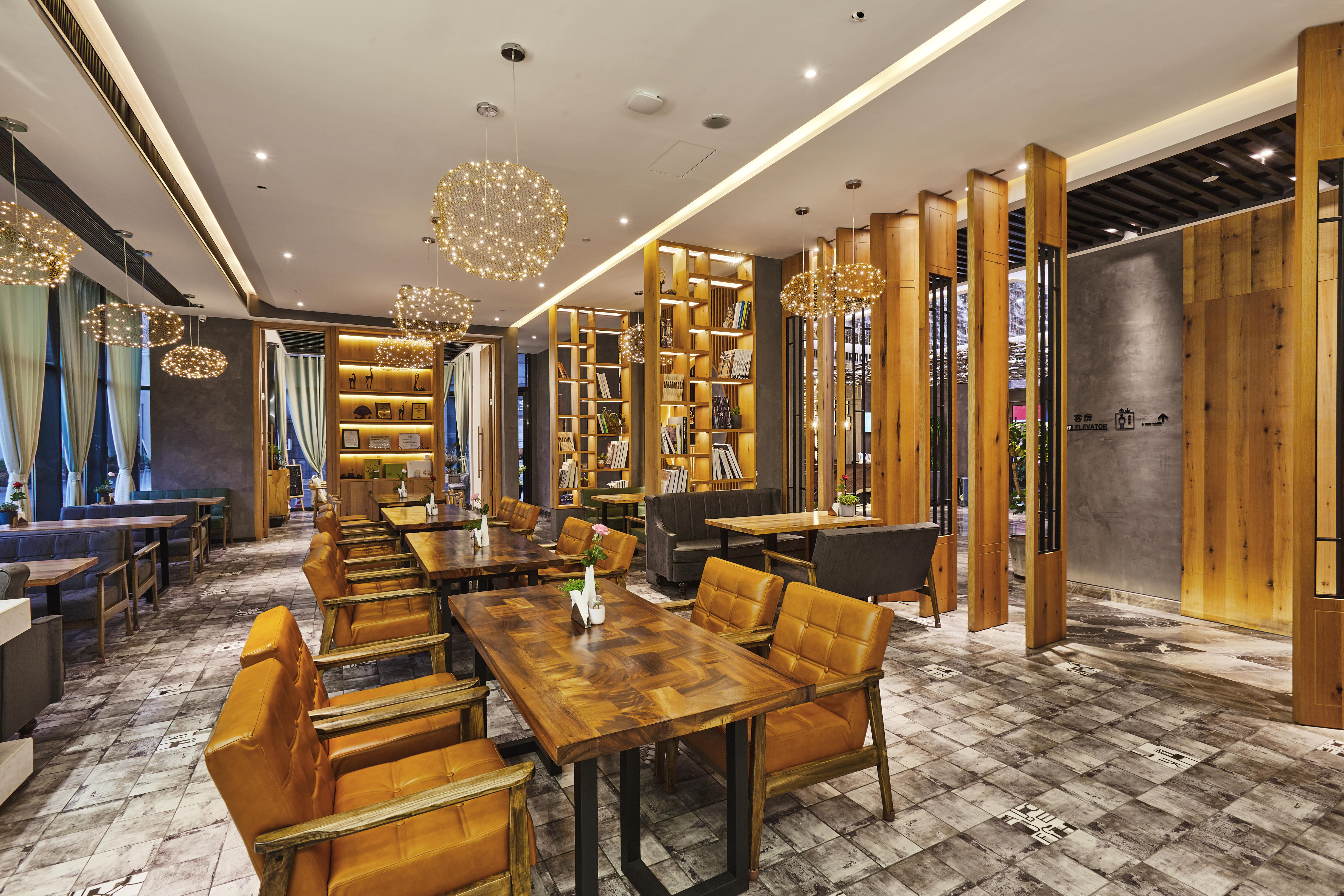 Hangzhou Qilu City Art HotelOver view