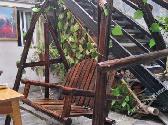 凤凰闲情雅筑民宿