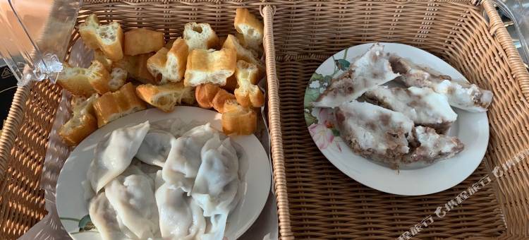 钟山画廊酒店图片