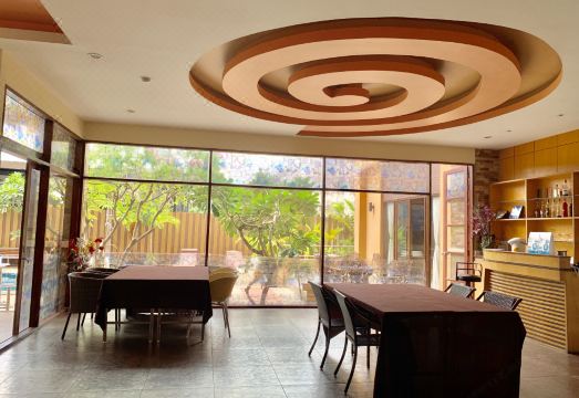 Siam Platinum PattayaHotel Overview