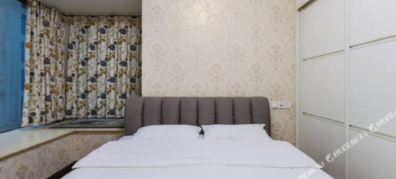 环球中心附近繁华地段2居温馨大床房公寓(剑南大道中段1号分店)图片