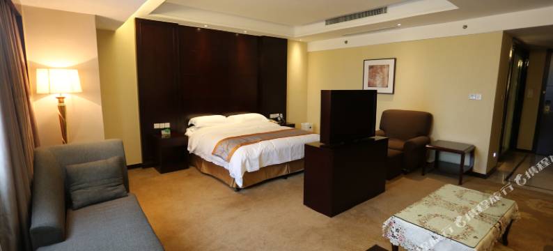 扬州泰润大酒店(万达广场江都火车站店)图片