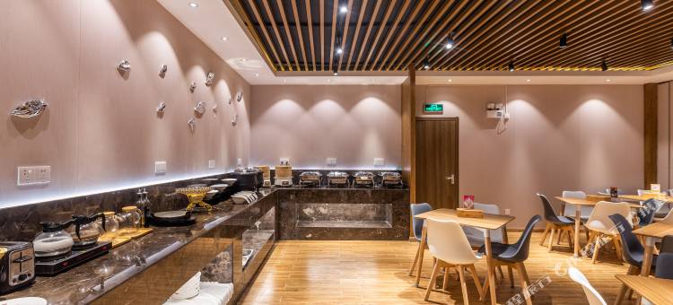 星程酒店(南京清凉山地铁站店)图片