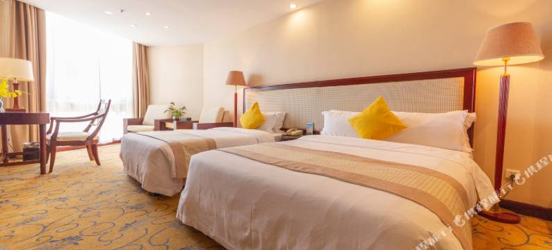 西安水晶岛酒店(省体育馆地铁站高新万达ONE店)图片