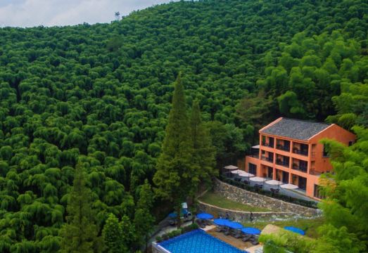 莫干山尚坡HotSpring温泉度假别墅外景图
