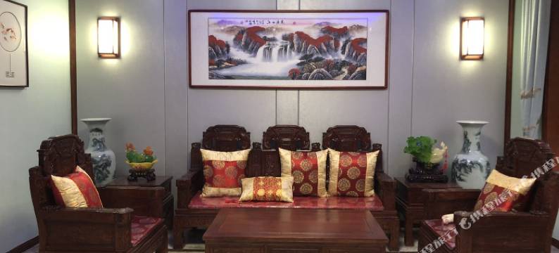 LOVE维也纳别墅(淄博2号店)图片