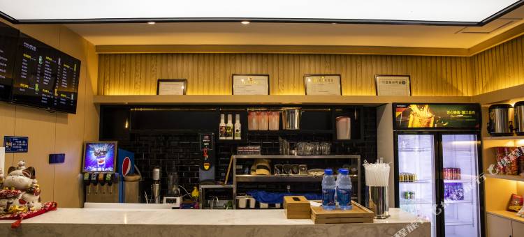 合肥超神电竞酒店(安徽大市场合肥火车站店)图片