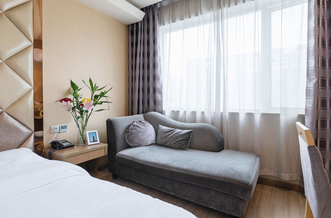Heng 8 Chain Hotel Shaoxing China Textile City Hotel - 