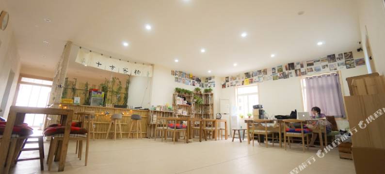 成都十方青年客栈(四川大学望江校区店)图片