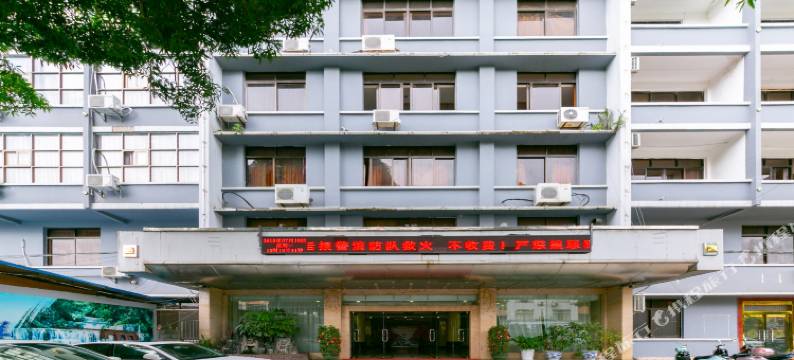 横县月江民宿(槎江路分店)图片