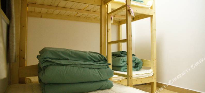 深圳乐乐琴吧青年客栈海晖店图片