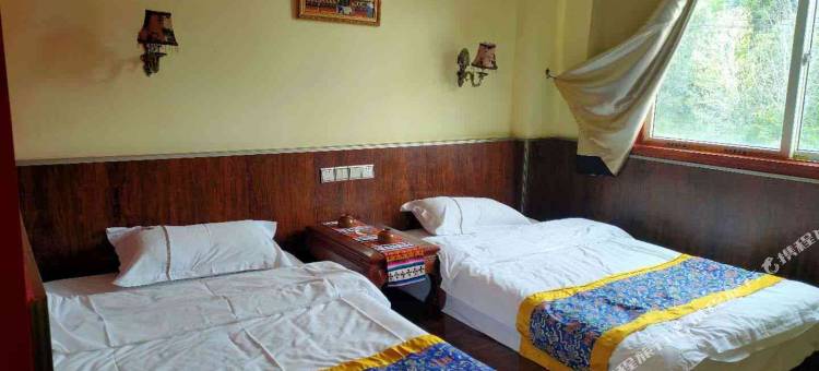 巴塘弦子林卡酒店图片