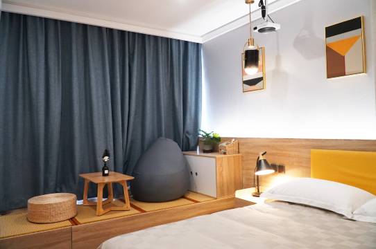 盒子空间酒店(上海交大店)