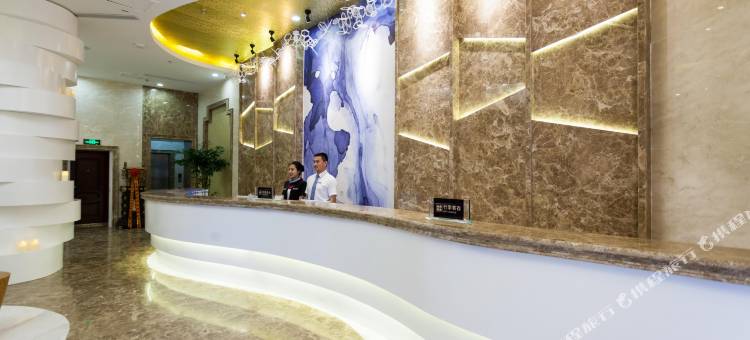 如家诗柏·云酒店(烟台福海路大润发店)图片