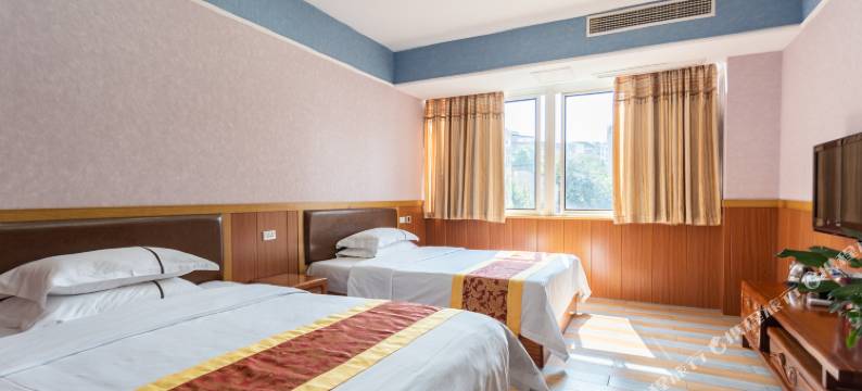 重庆腾飞宾馆(巴南华熙LIVE鱼洞店)图片