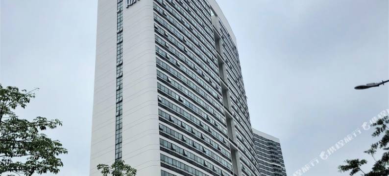 踢桃·Thouse公寓(南海体育中心长华国际店)图片