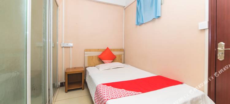 OYO胶州华宾楼宾馆图片