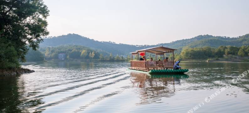 红安帝王湖别墅图片