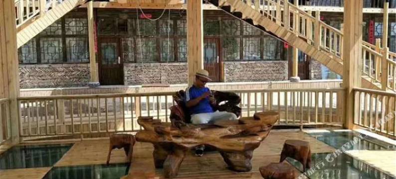 宁武悬空逸居图片