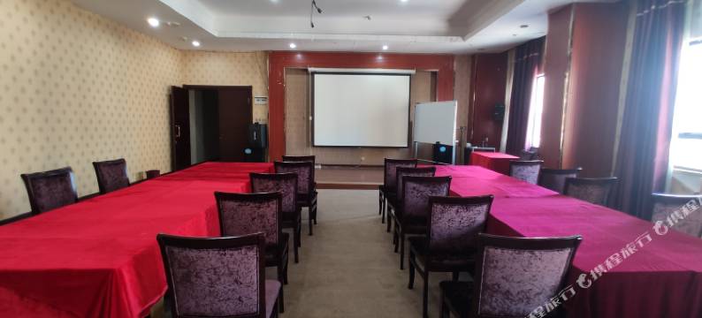 豪庭假日酒店(钦州年年丰广场店)图片