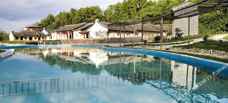 梅州外婆家·仁寿庄围龙屋民宿图片