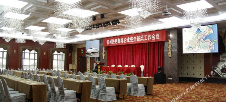 如家睿柏·云酒店(海宁火车站吴越乾门店)图片