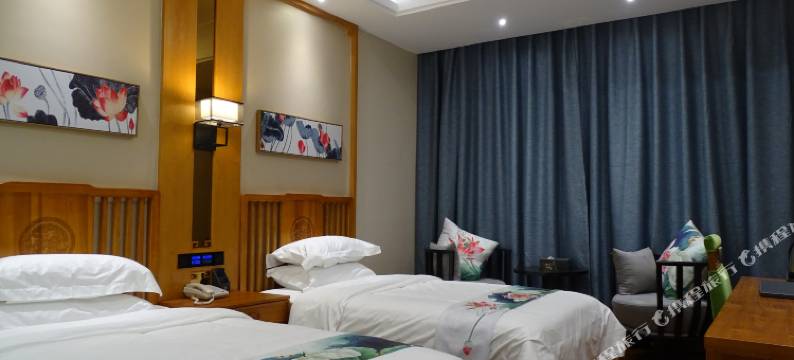 文县嘉廷酒店图片