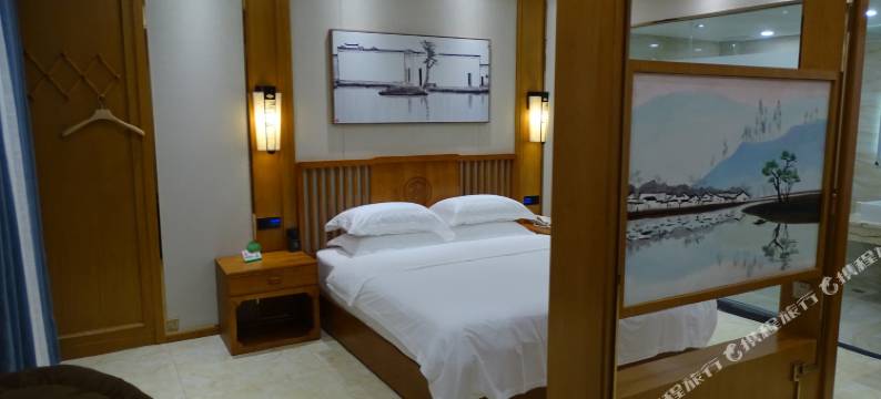 文县嘉廷酒店图片