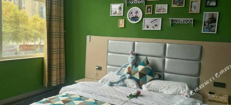 十堰逸家时尚公寓图片