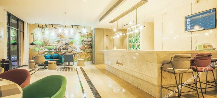 白玉兰酒店(黄山景区换乘中心店)图片