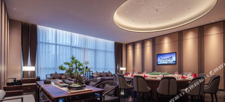 沃尔顿皇家花园酒店(赣州万象城店)图片