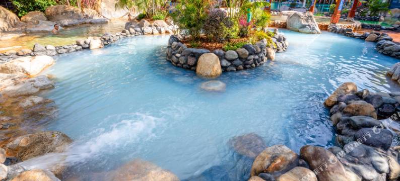 弥勒鑫甲玉泉温泉酒店图片