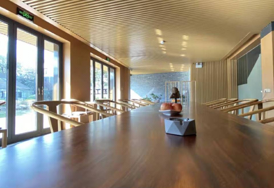  Hotel Overview