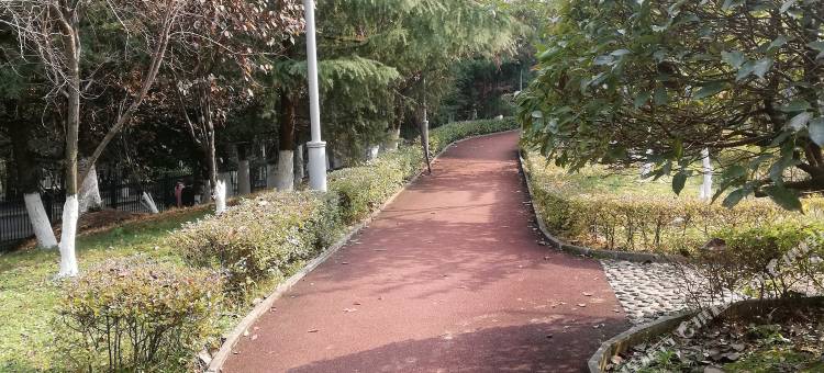 贵州省人大常委会干部培训中心图片