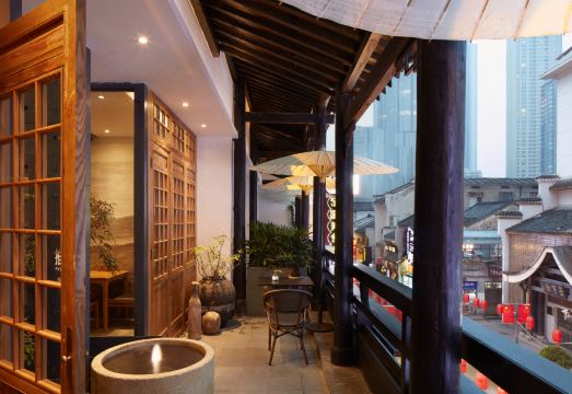 麓溪酒店（长沙五一广场太平老街店）外景图