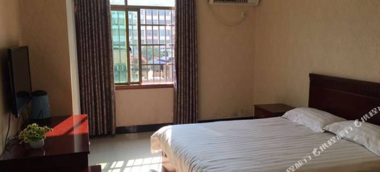 OYO儋州紫荆花酒店图片