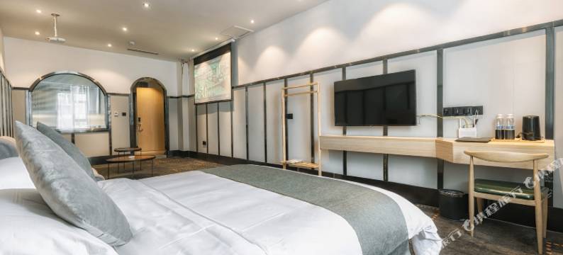 乐宿艺术酒店(乌鲁木齐万达广场店)图片