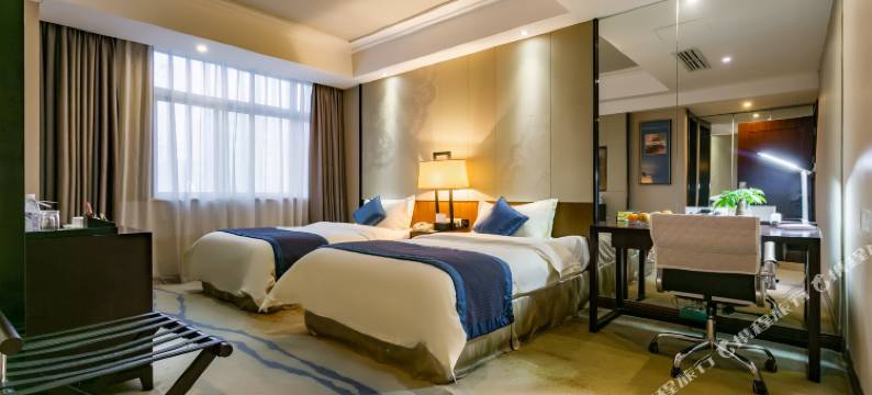 成都联登酒店(成都龙泉驿地铁站店)图片