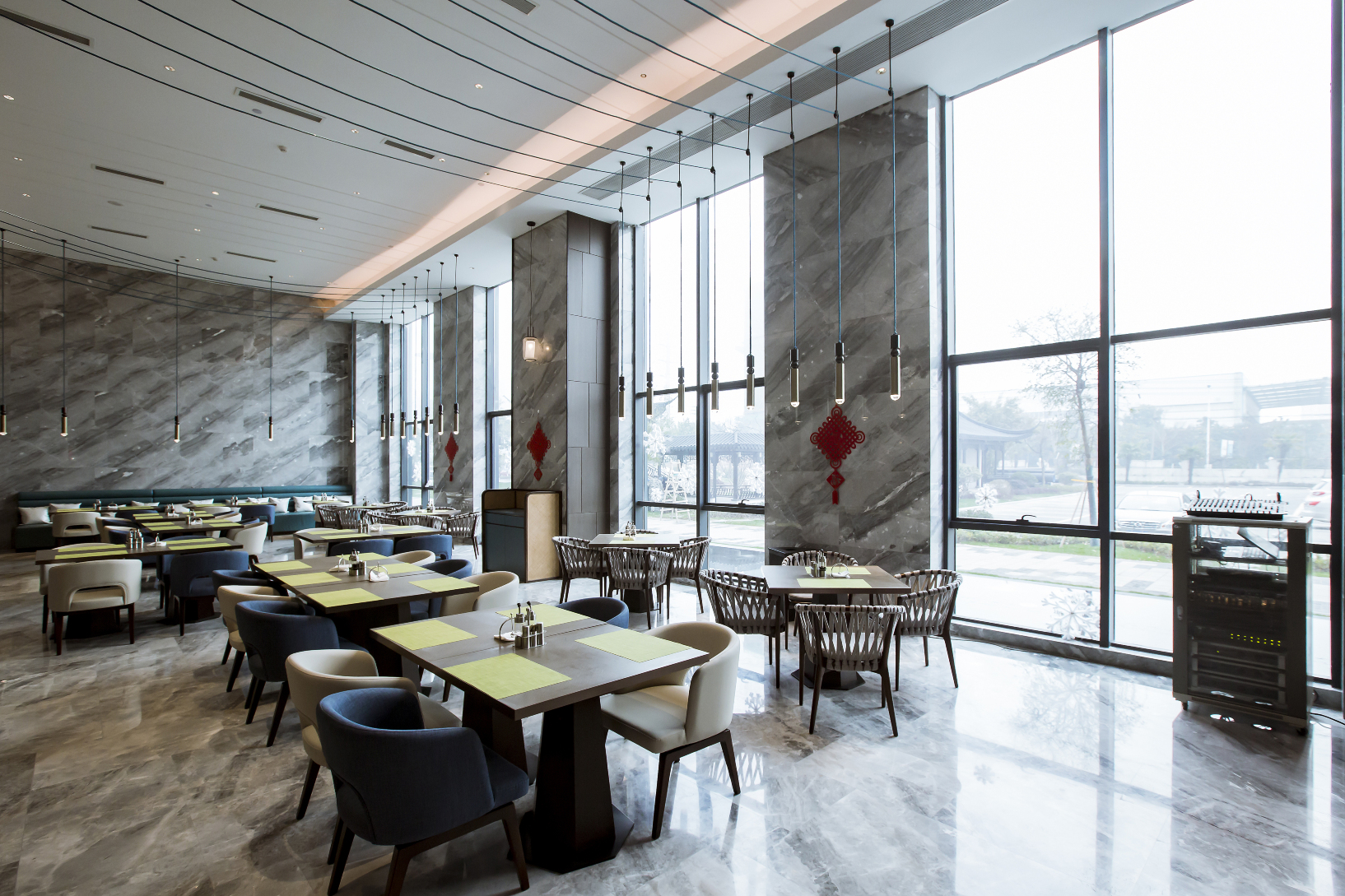 Yangtse River HotelHotel Overview