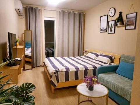 重庆您驻不住的阿哲小哥哥公寓