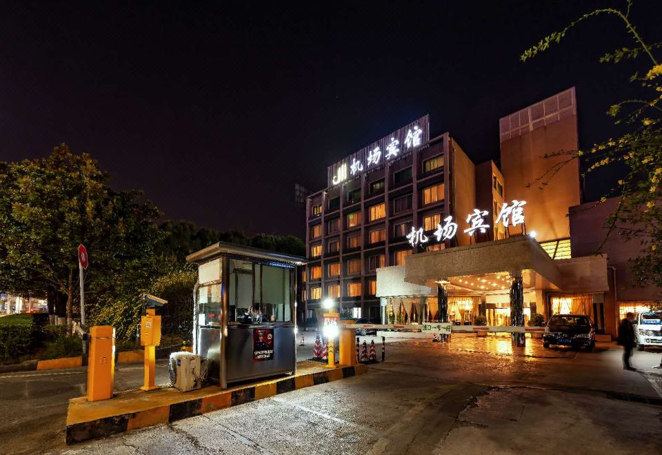 Hotel Overview