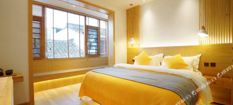 一也精品民宿(凤凰古城店)图片