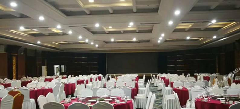 济南华山风景区黄台大酒店图片